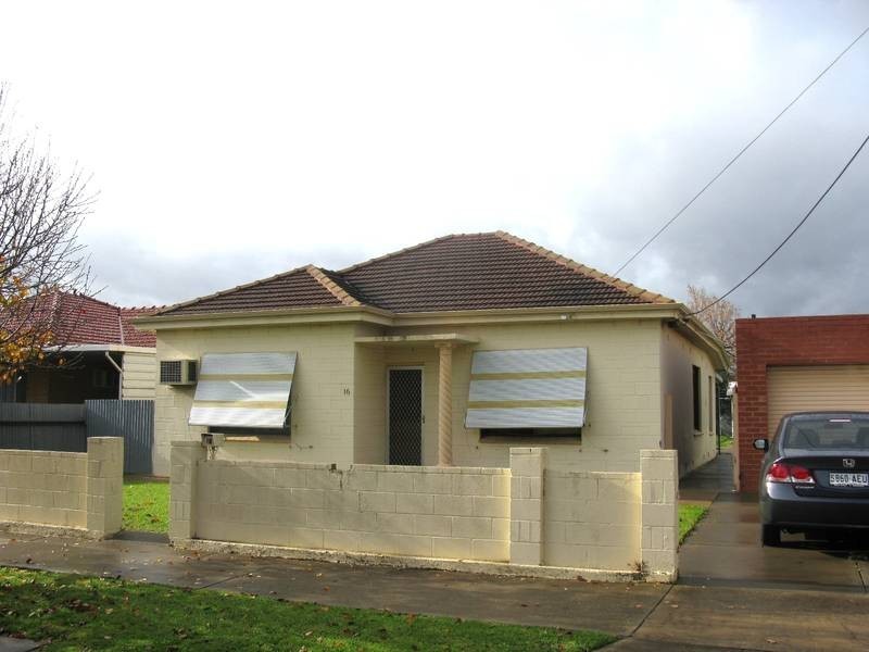 16 Lillian Street, Findon SA 5023