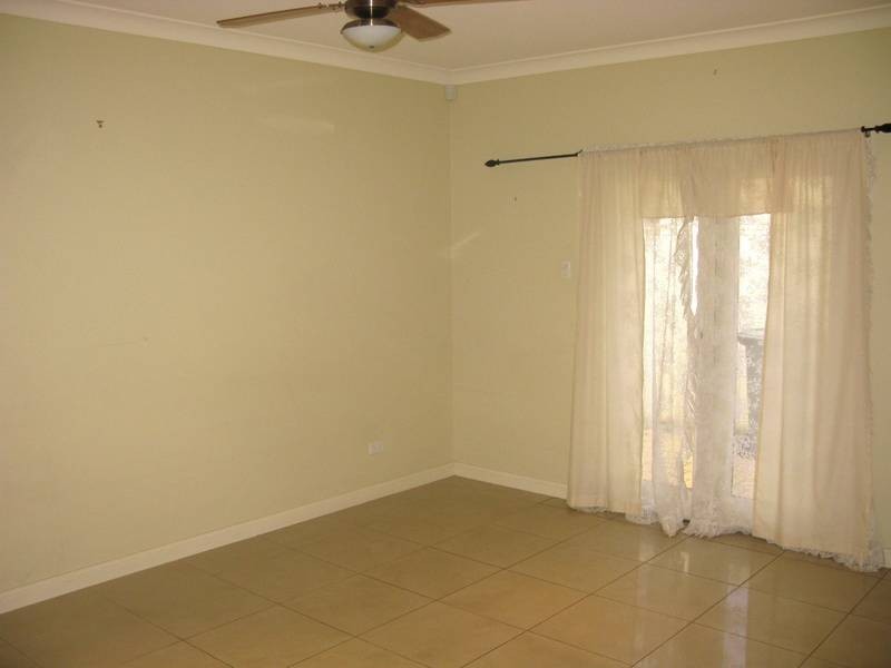 3/2 Hawkins Ave, Flinders Park SA 5025