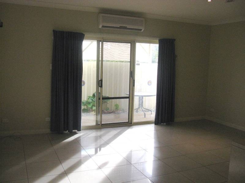 3/2 Hawkins Ave, Flinders Park SA 5025