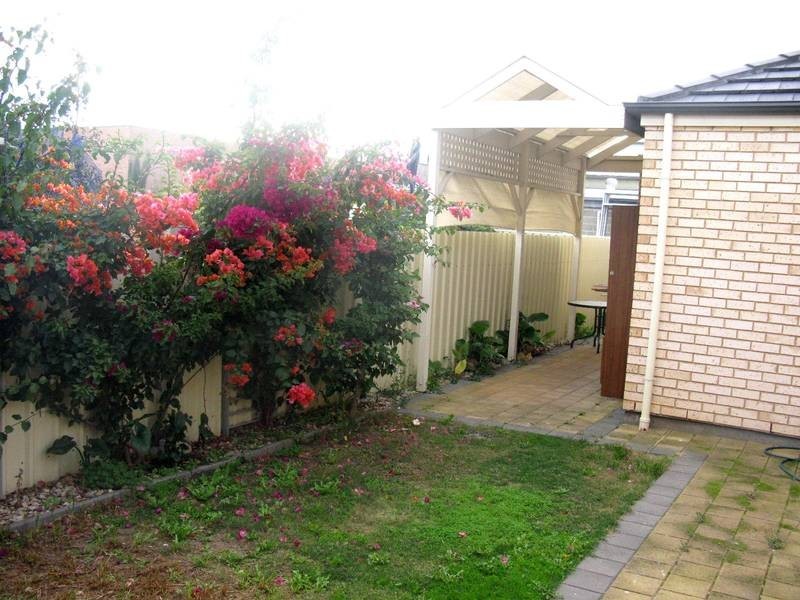 3/2 Hawkins Ave, Flinders Park SA 5025