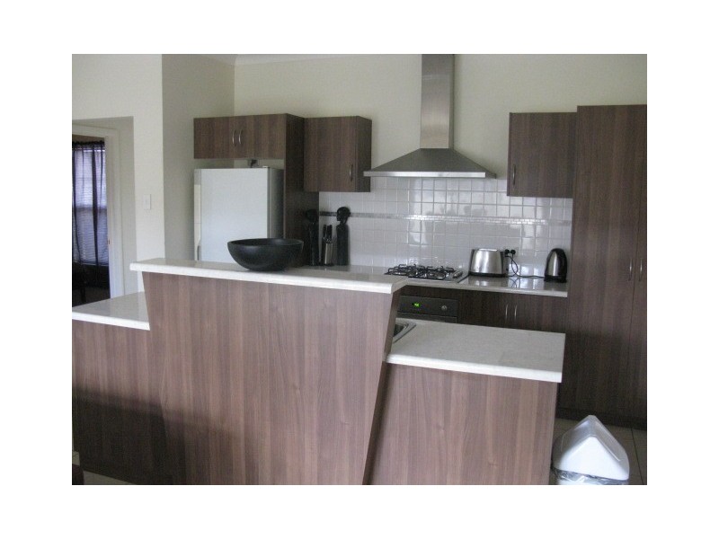 4/2 Hawkins Ave, Flinders Park SA 5025