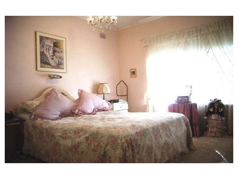 5 Adamson Avenue, Findon SA 5023