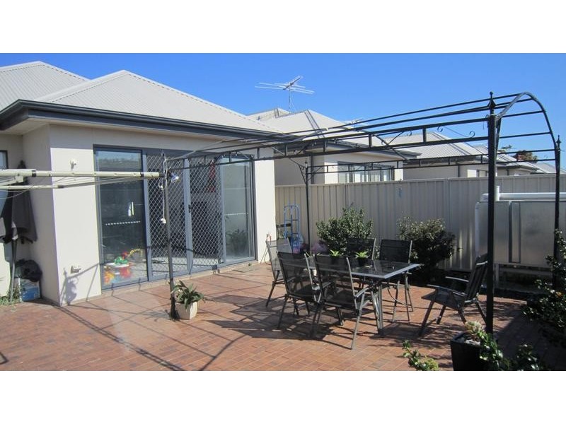 8/17 Valma Ave, Fulham Gardens SA 5024