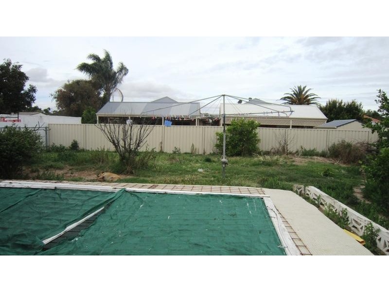 4 Ayr Avenue, Seaton SA 5023