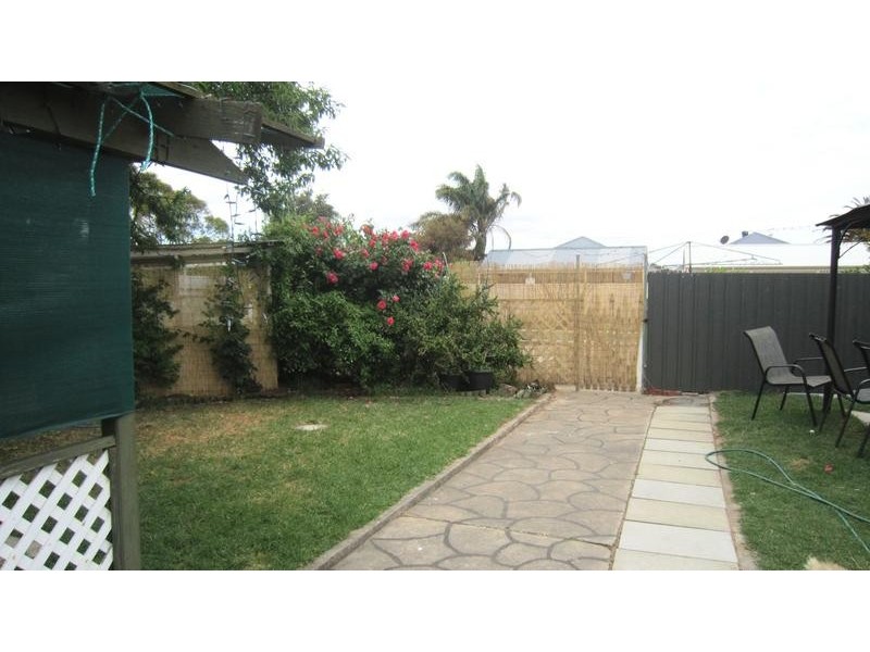 4 Ayr Avenue, Seaton SA 5023