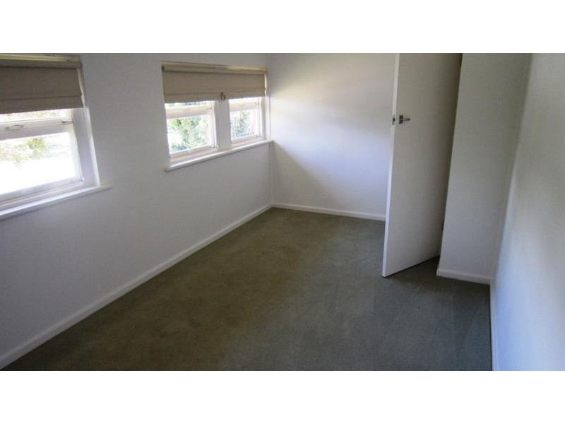 10 Crace Road, Fulham SA 5024