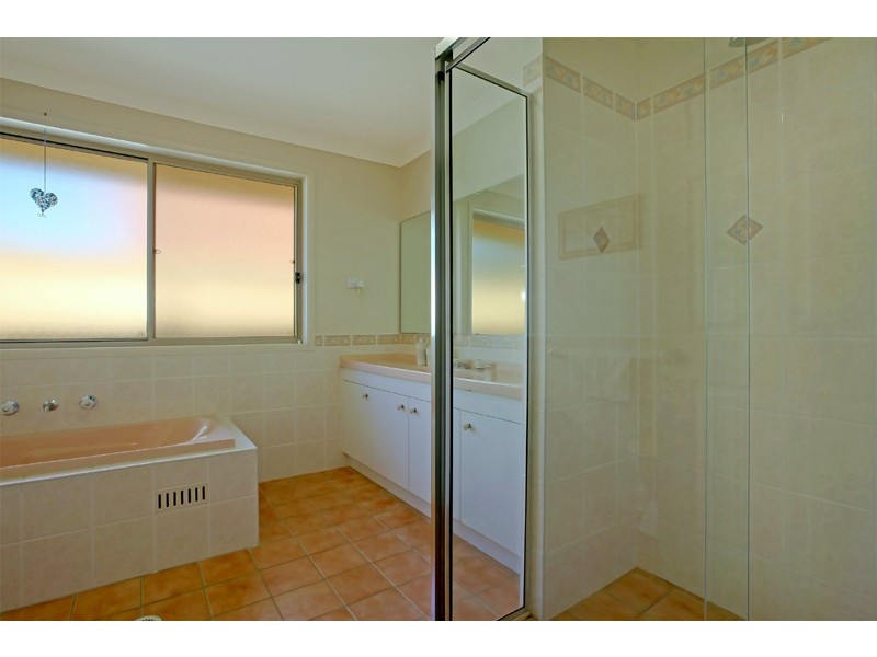 17 Queensbury Avenue, Kellyville NSW 2155