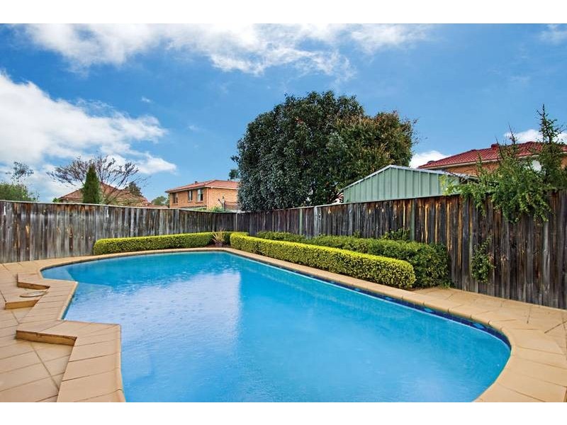 18 Duncraig Drive, Kellyville NSW 2155