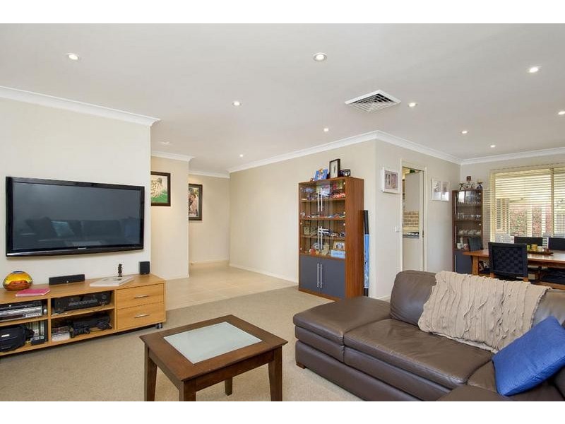 10 Majestic Drive, Stanhope Gardens NSW 2768