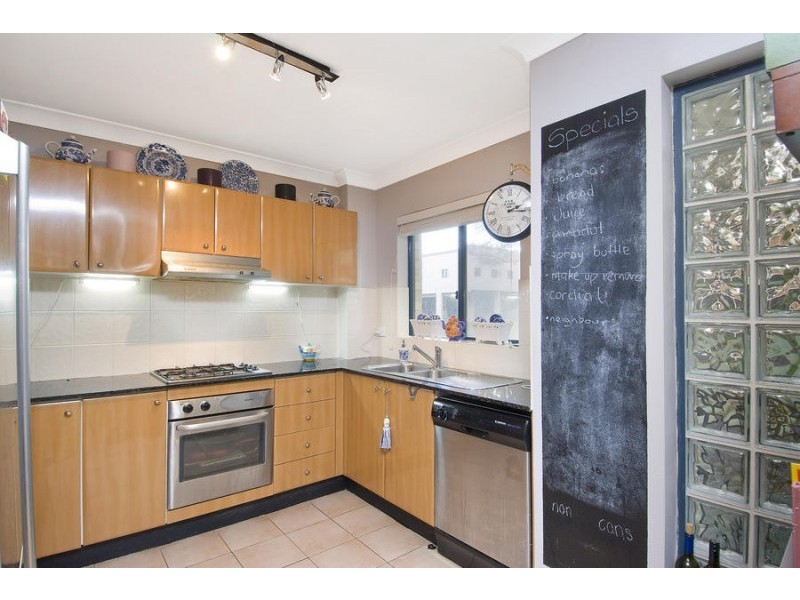 24/32-38 Jenner Street, Baulkham Hills NSW 2153