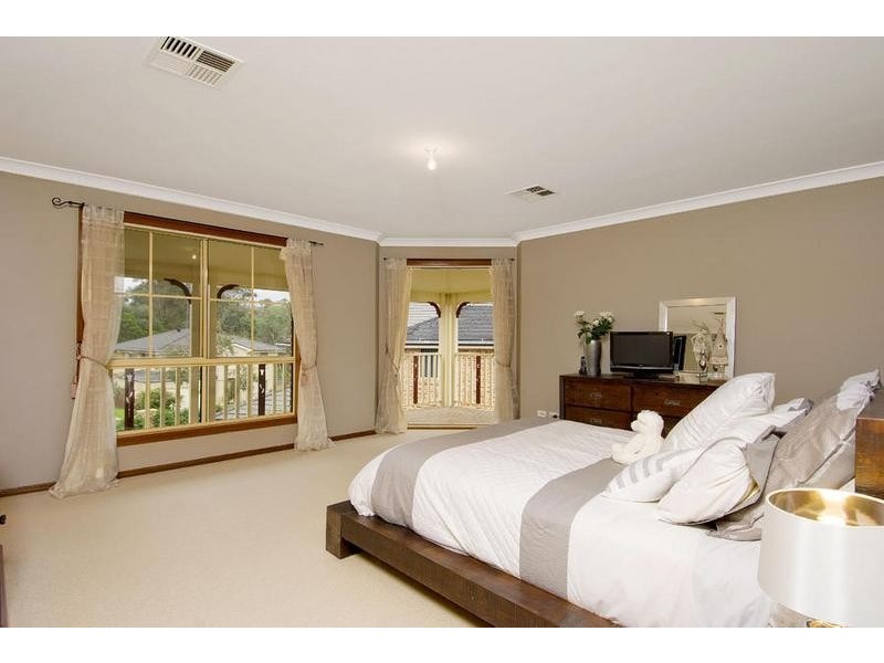 30 Balfour Avenue, Beaumont Hills NSW 2155