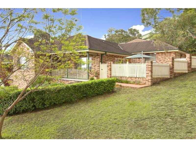 8 Chainmail Crescent, Castle Hill NSW 2154
