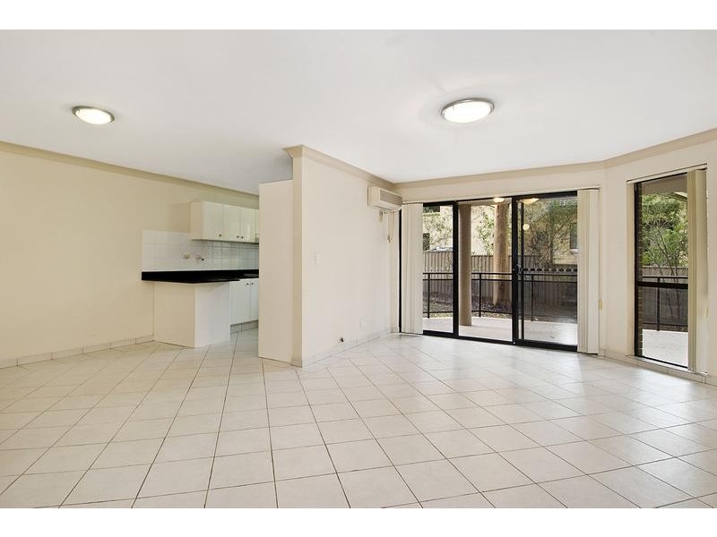 6/20-26 Jenner Street, Baulkham Hills NSW 2153