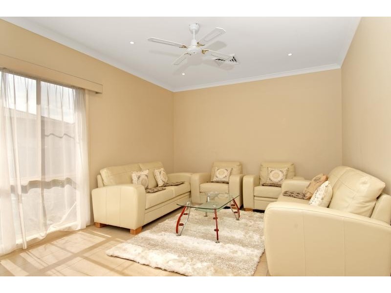 28 Chepstow Drive, Castle Hill NSW 2154