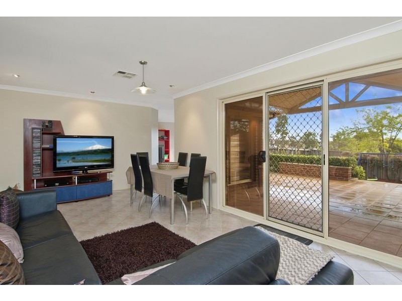 15 Linford Place, Beaumont Hills NSW 2155