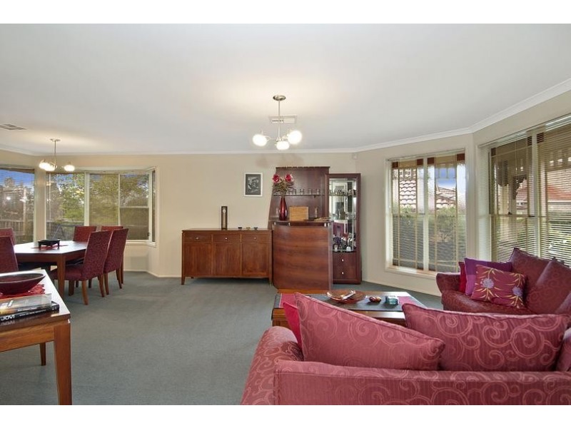 15 Linford Place, Beaumont Hills NSW 2155
