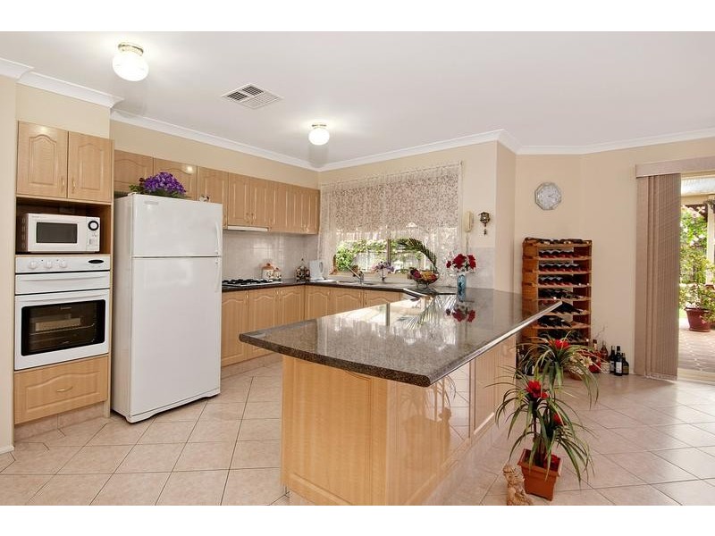 5 Cunningham Parade, Kellyville NSW 2155