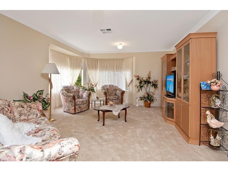 5 Cunningham Parade, Kellyville NSW 2155