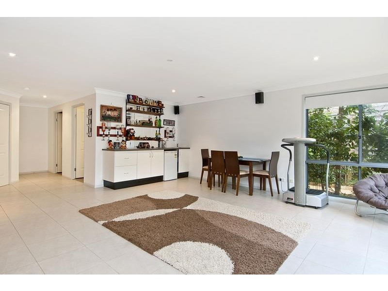 15 Vivaldi Place, Beaumont Hills NSW 2155