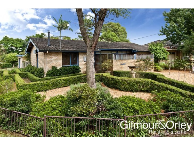 4 Sarah Crescent, Baulkham Hills NSW 2153