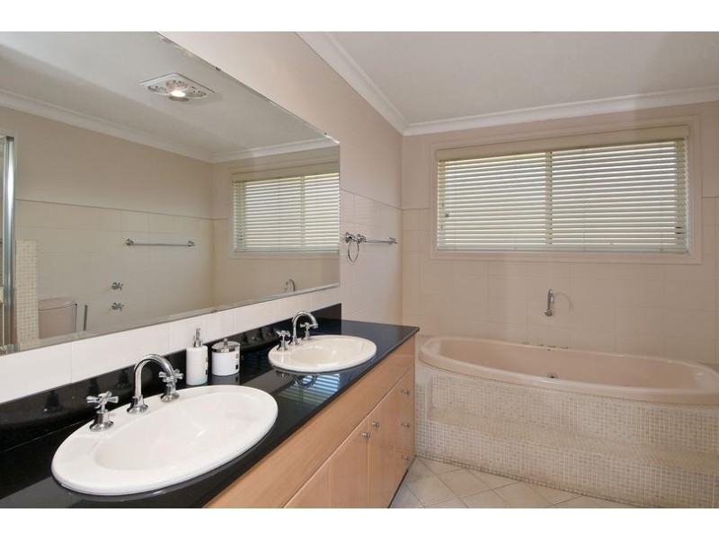 15 Cunningham Parade, Kellyville NSW 2155