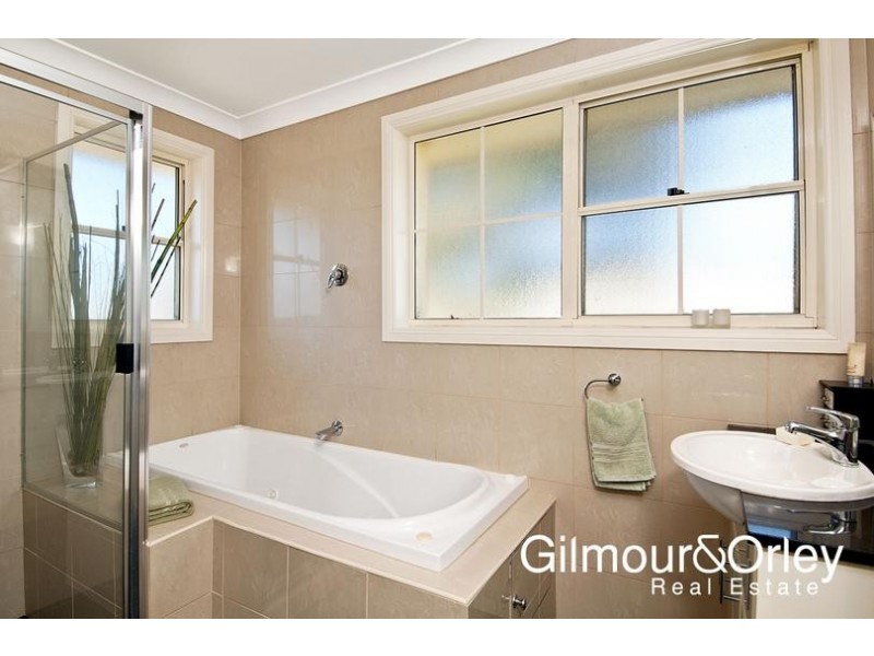 124 Harrington Avenue, Castle Hill NSW 2154