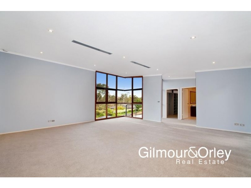 32 Strathfillan Way, Kellyville NSW 2155