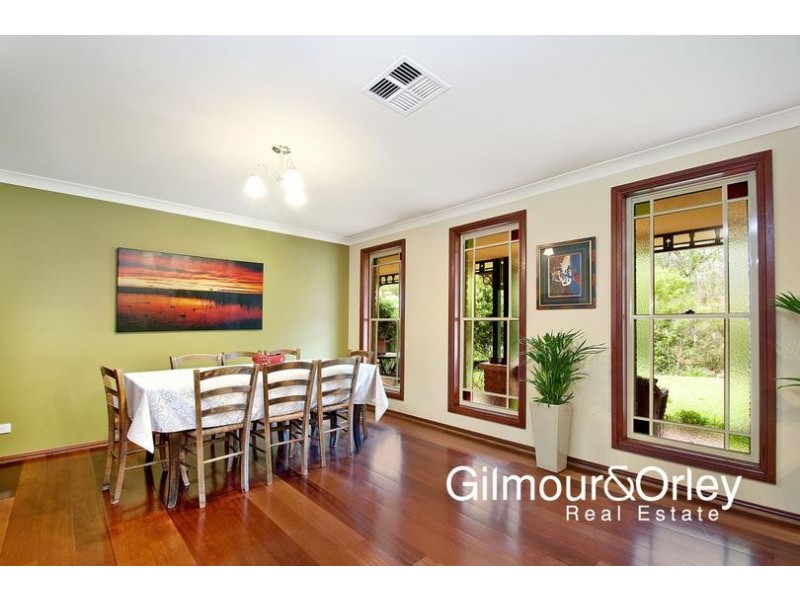 8 Minerva Crescent, Beaumont Hills NSW 2155