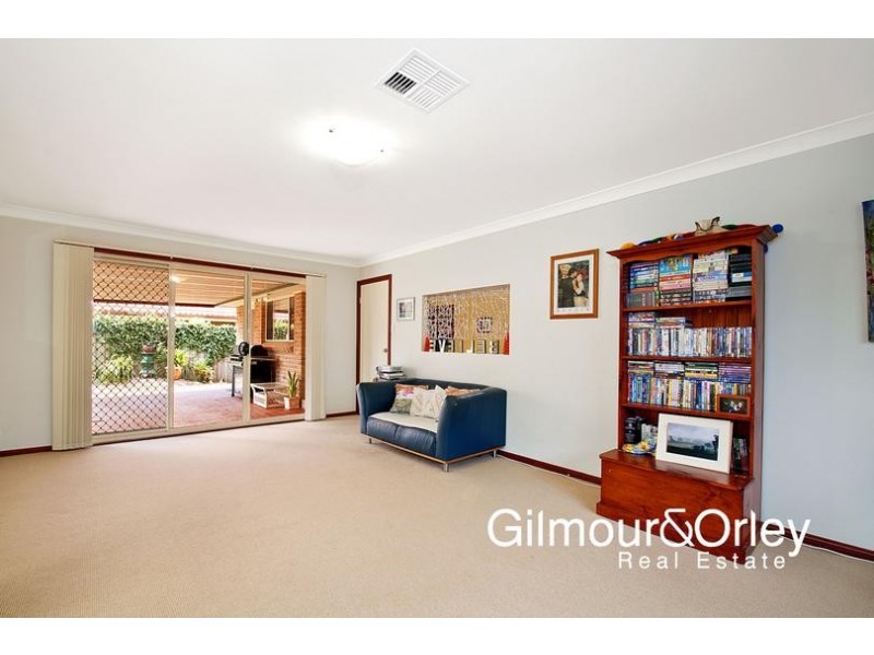 8 Minerva Crescent, Beaumont Hills NSW 2155