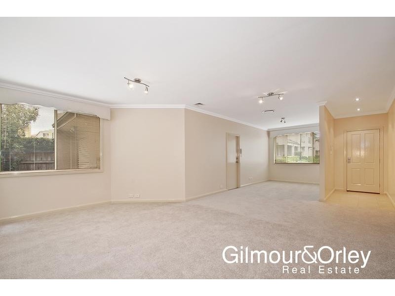 2/11 Harrington Avenue, Castle Hill NSW 2154