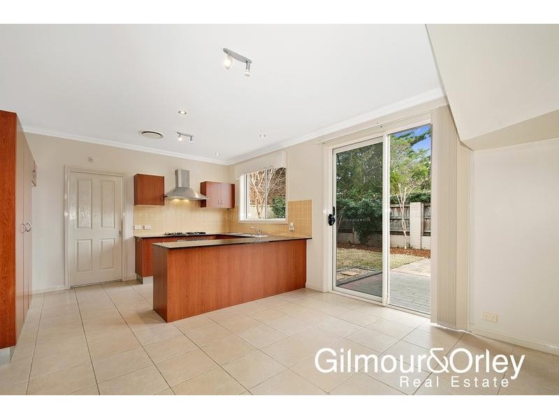 2/11 Harrington Avenue, Castle Hill NSW 2154