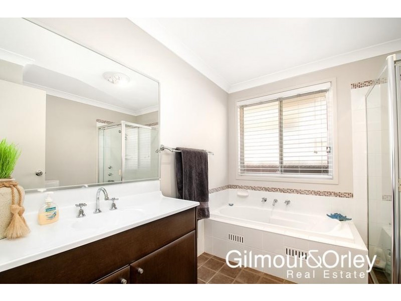 41 Honeyeater Crescent, Beaumont Hills NSW 2155