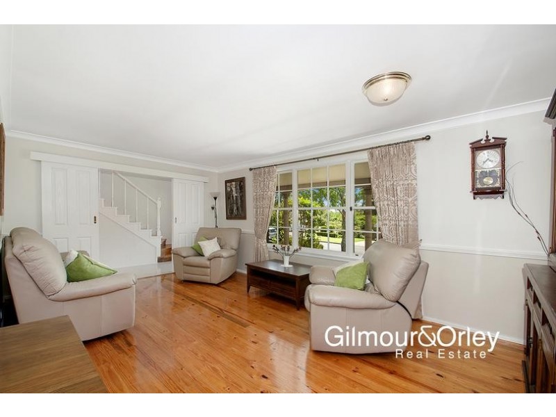 37 Fishburn Crescent, Castle Hill NSW 2154
