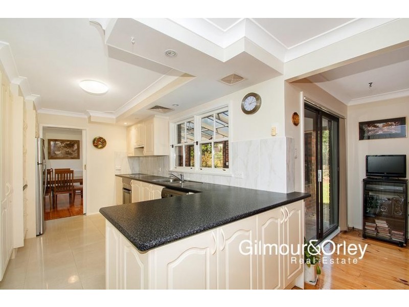 37 Fishburn Crescent, Castle Hill NSW 2154