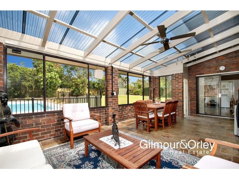 37 Fishburn Crescent, Castle Hill NSW 2154