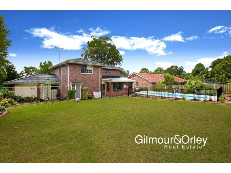 37 Fishburn Crescent, Castle Hill NSW 2154