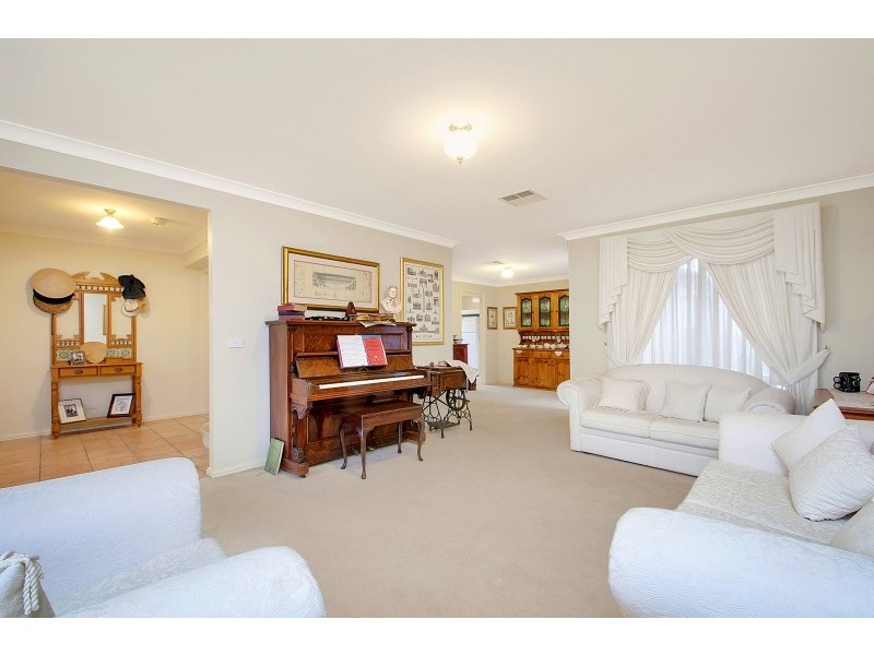 4 Castlefern Court, Kellyville NSW 2155