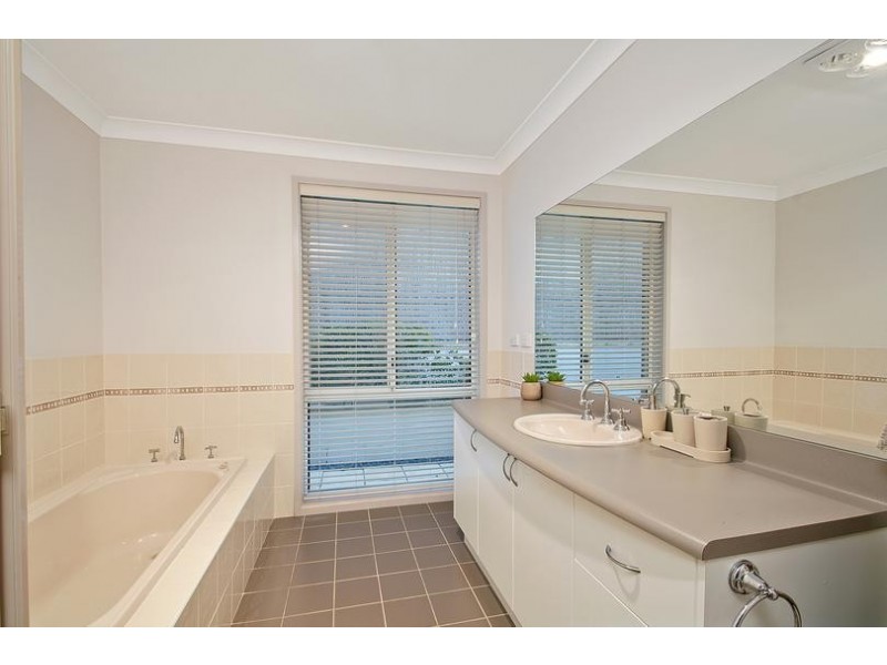 9 Cleveland Close, Rouse Hill NSW 2155