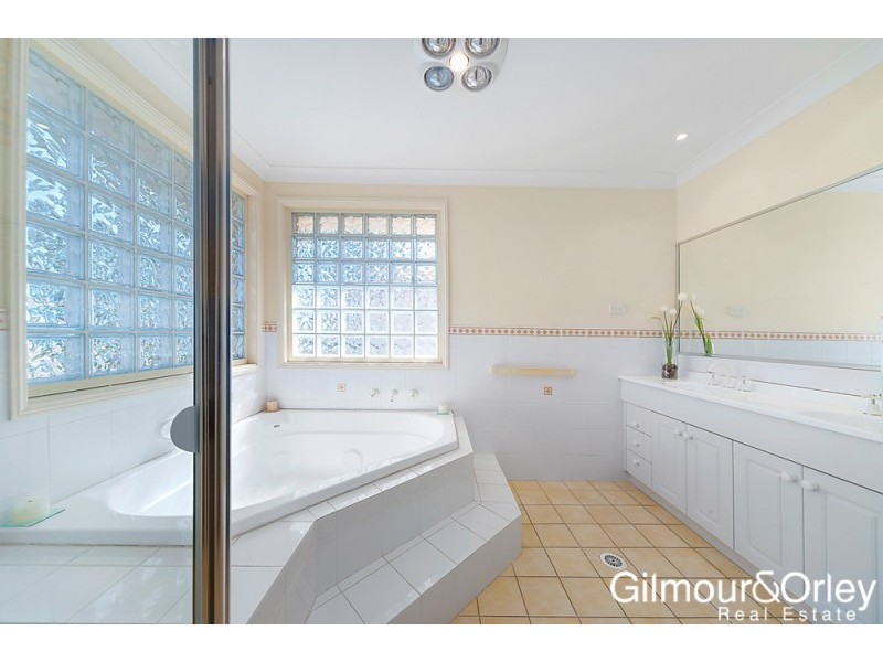 8 Lamont Close, Kellyville NSW 2155