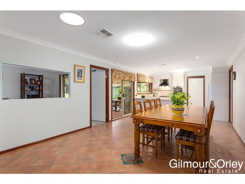 8 Minerva Crescent, Beaumont Hills NSW 2155