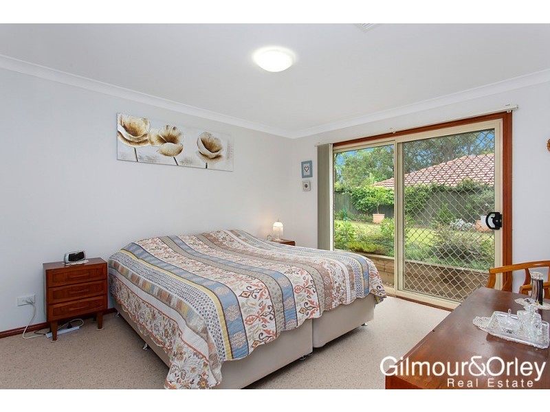 8 Minerva Crescent, Beaumont Hills NSW 2155