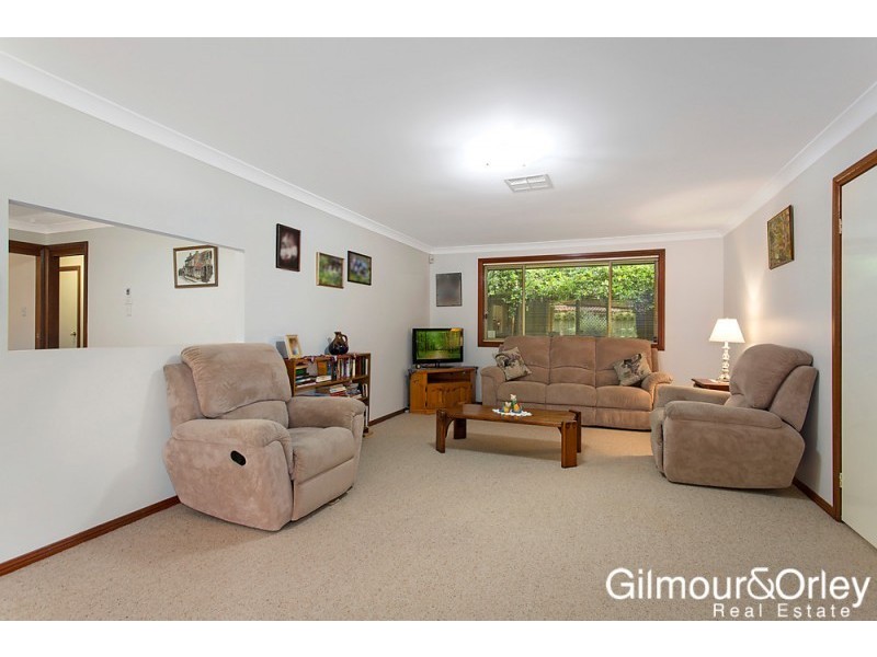 8 Minerva Crescent, Beaumont Hills NSW 2155