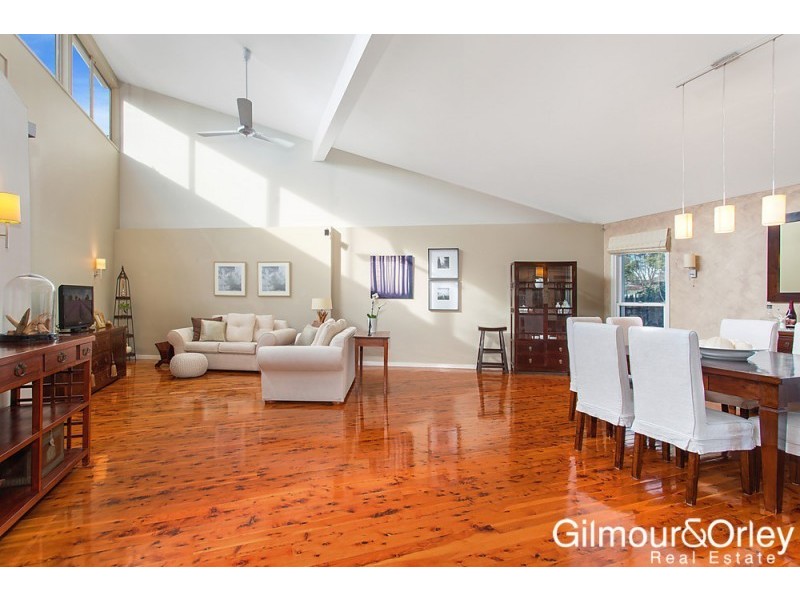 4 Rhodes Place, Kellyville NSW 2155