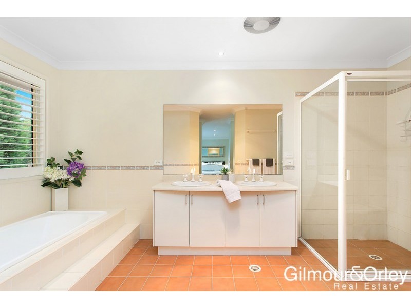 13 Minerva Crescent, Beaumont Hills NSW 2155