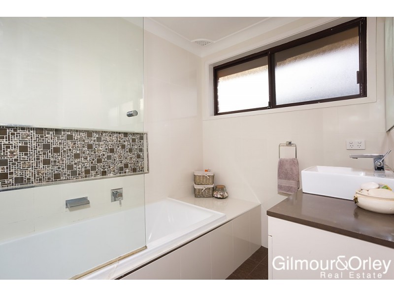 8 Harper Place, Kellyville NSW 2155