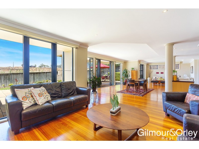 33 Perkins Drive, Kellyville NSW 2155