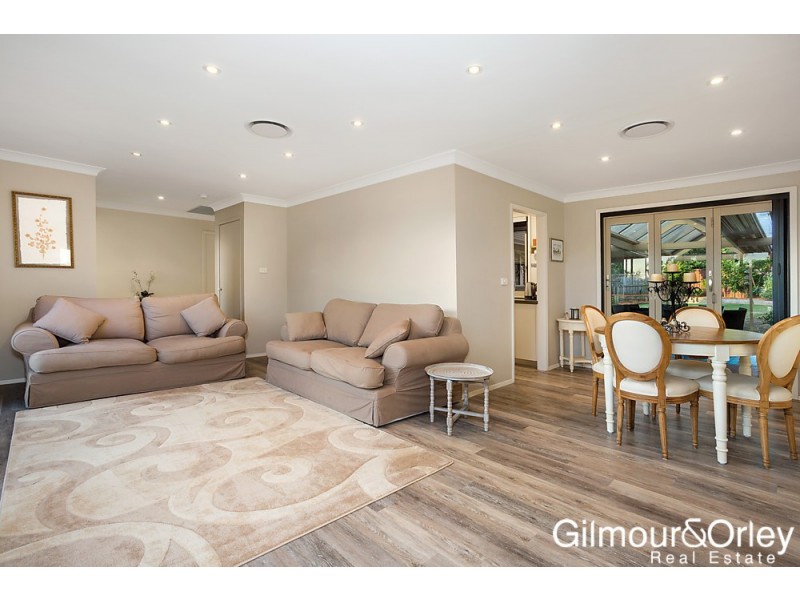 8 Harper Place, Kellyville NSW 2155