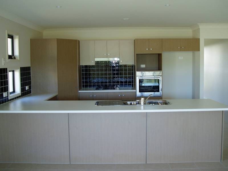 30 Lilly Crescent, Kallangur QLD 4503