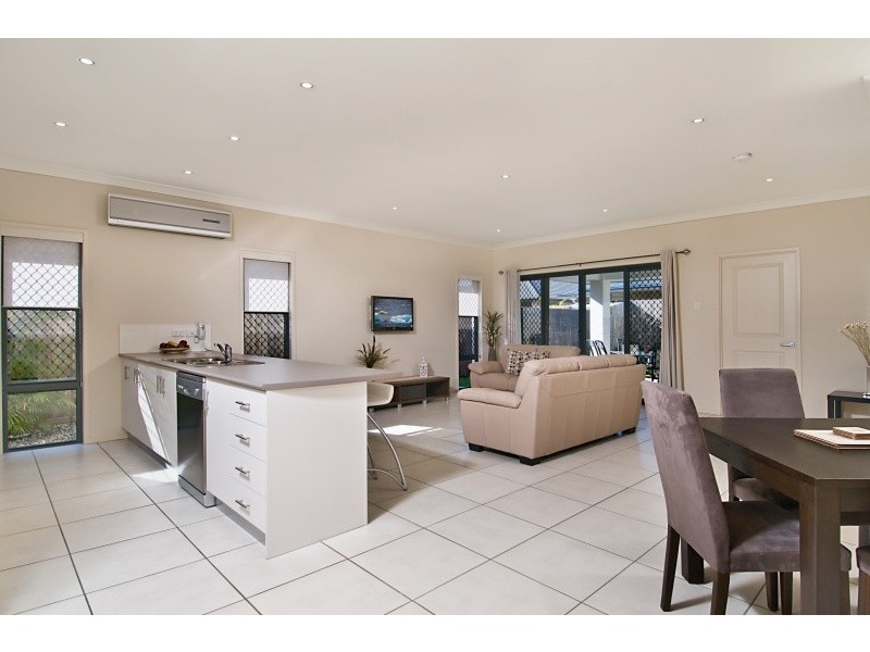 101 Possum Parade, North Lakes QLD 4509