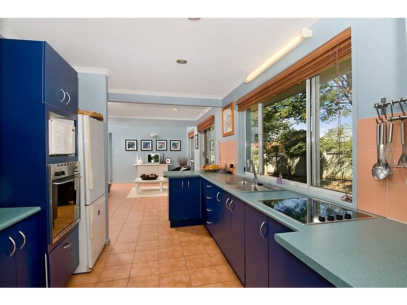 1 Whitelaw Street, Murrumba Downs QLD 4503